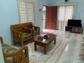 Homestay Seri Melekek (Muslim Only) - Image 2