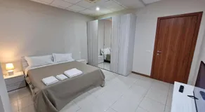 FRANK'S HOUSE - Image 2