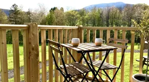 Clay Bank Huts, Roseberry Shepherds Hut - Image 4