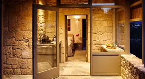 Nikolaou Art Residence - Image 2