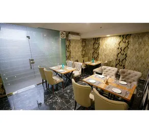 Hotel AKC Zirakpur - Boutique Premium Rooms - Image 4