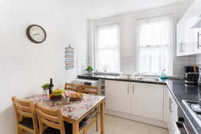 Wood Green Rooms - Image 4