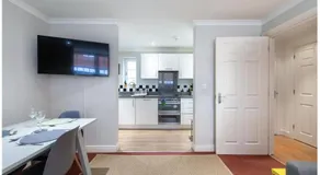 Tranquilla casa moderna mews, centro della città, 6 posti letto - Image 2