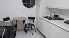 Spacious Apartment in Prime Location - Image 3