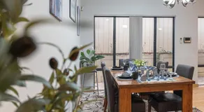 Perth Airport Stay 5BR House with 6 Beds &Parking - Image 3