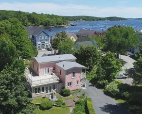Miller House By the Bay - Image 5