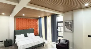 Sapphire Suites Luxury Living Apartments - Image 2