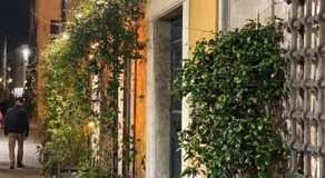 Palazzo Lari Sarzana - Historic Boutique Rooms - Image 3