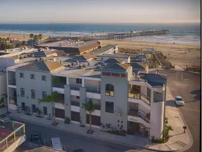 Beach House Inn & Suites - Image 2