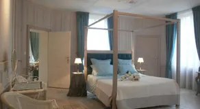 La Suite Venise au Château de Saint-André - Image 2