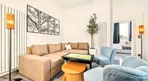 Scandi Loft für bis zu 12, Whirlpool, Sauna, Gaming, Nordstadt - Image 4