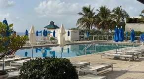 Beachfront condo in Miami! - Image 2