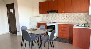 Aristos Apartments & Suites - Image 4