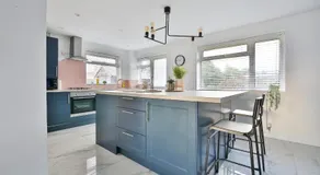 StayRight 3BR House- Modern Kitchen & Private Parking - Image 3