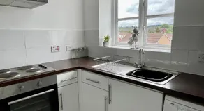 Modern 2 bedroom apartment near Glasgow Airport - Image 3
