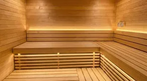 Spacious Multi-Floor Architectural London Holiday Home - Sleeps 8 - Image 3