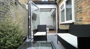 StarNest Shepherd's Bush - Image 3