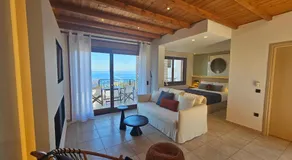Yialasi Hotel - Image 2