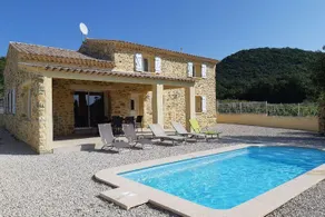 Vacker villa med privat pool i Gard - Image 2