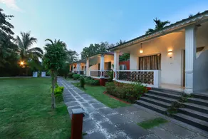 Wild Berry Resort Agonda - Image 2