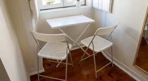 Matching Loures Guest House - Image 3