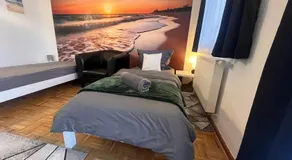 Aschaffapartment 110qm groß, Aschaffenburg für bis zu 11 Personen - 4 separate Schlafzimmer - Mainaschaff - Grill - Terrasse - ruhige Lage - gratis Parken - free Netflix - Image 2