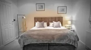 Hazeldene Cottage - Image 2