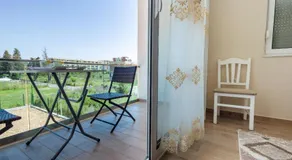 Reis Apartments - Image 2