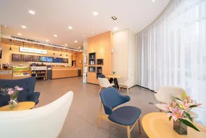 Hanting Hotel Zhuhai Gongbei Port - Image 5