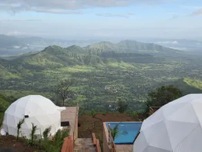 Deluxe dome with plunge Pool - Image 5