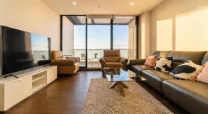 Stylish 2BR Olympic Park Pool, Gym & Parking - Image 2