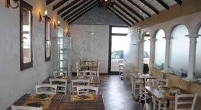 Luxar room - Image 4
