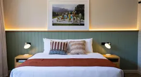 The Clovercrest Hotel Motel - Image 2
