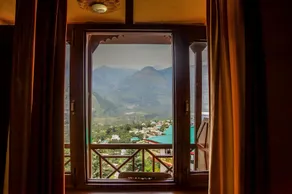 Soham's Chateau De Naggar - Manali - Image 2