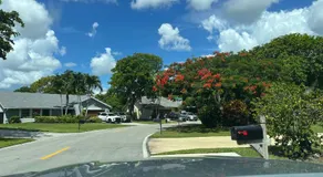 Entire Single Family home 3 bed 2 bath in water front big cozy back yard view - Image 5