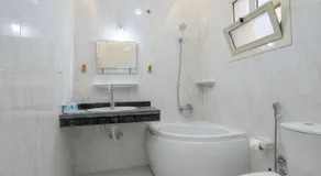 Shell Suites - Image 5