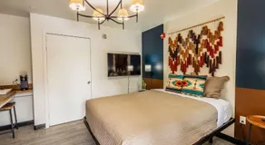 Tolleson Studio Cozy Retreat for 2 Guests - Image 2