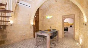 16 lettings - charming character house - Image 3