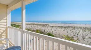 Drifting Sands Oceanfront Hotel - Image 2