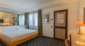 Polo Hotel - Image 2