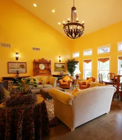 Vintage Villas Hotel - Image 3