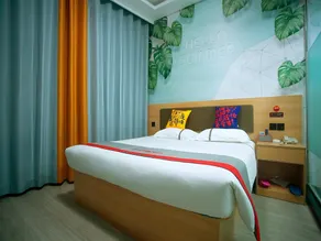 Jun Hotel Henan Anyang Neihuang County Zhuanxu Avenue City Garden - Image 4