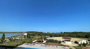 ROCA Seaview Apartments - Image 3