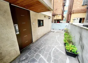 1st Floor, Lotte Tower, Private Property - Image 4