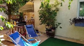 Athens Glyfada Studio - Image 4