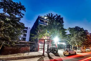 Super Townhouse Rama Hotel - Image 4