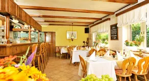 Hotel und Restaurant Petit Robby - Image 2