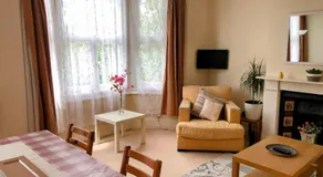 Spacious West London 2 Bedroom Apartment - Image 2