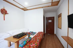 Xuexiang Erlanghe Qingli Inn - Image 5