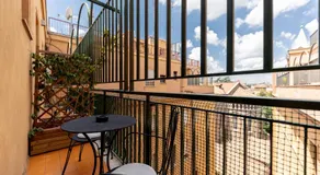 Blue Inn Luxury Suites - Image 3